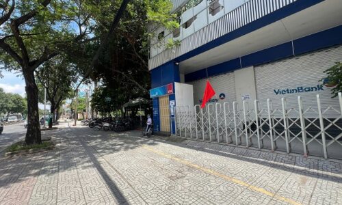 Nhà bán mặt tiền quận 12, đường Lê Thị Riêng, diện tích 10 x 18m, giá 38 tỷ.