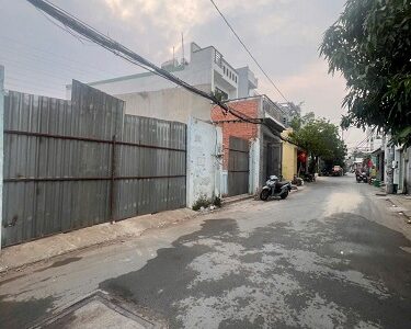 Đất bán mặt tiền quận 12, mặt tiền đường 439, diện tích 10x 22m đường nhựa 7m thông, giá 12 tỷ.