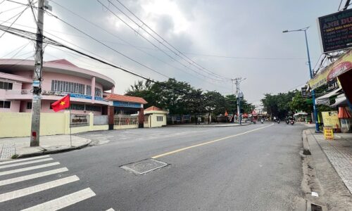 Nhà bán quận 12, đường Trương Thị Hoa, diện tích 3,2 x 8m đúc 1 lầu, giá 1 tỷ 520tr.