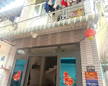 Nhà bán Quận 12, Đường Hiệp Thành 13, diện tích 4 x8 m đúc 1 lầu, giá 1 tỷ 650tr.