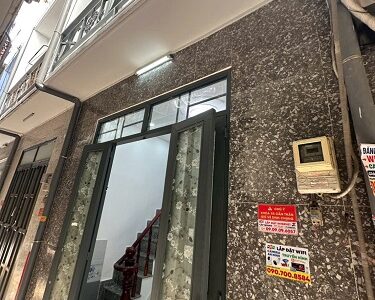 Nhà bán Quận 12, Đường Hiệp Thành 43, diện tích 3,5 x 4m đúc 1 lầu, giá 590 tr.