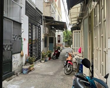 Nhà bán Quận 12, đường Thới An 22, diện tích 5 x 5 m, đúc 1 lầu giá 1 tỷ 370 tr.