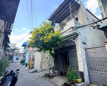 Nhà bán Quận 12, đường Hiệp Thành 26, diện tích 3,4 x 13m đúc 1 lầu, giá 3 tỷ 480tr.